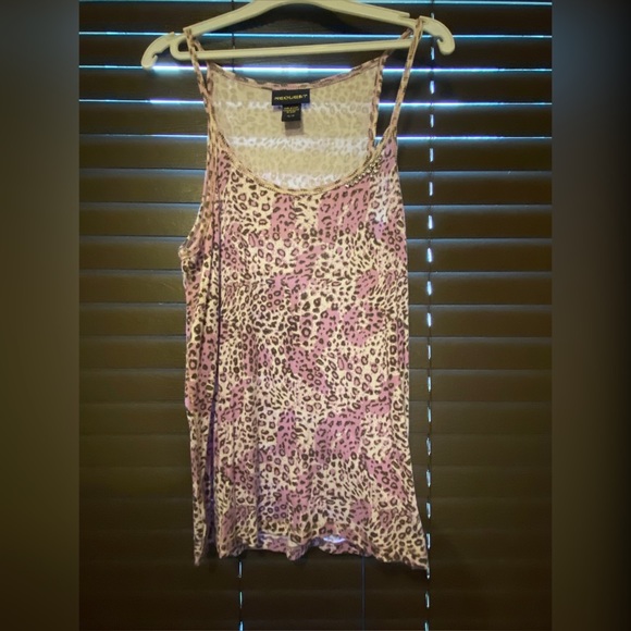 Request Leopard print tank top - Picture 5 of 6